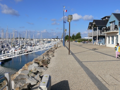 FISHERMAN HOUSE LOCTUDY Pays Bigouden on one level Beach 600m South Expo WIFI Bikes