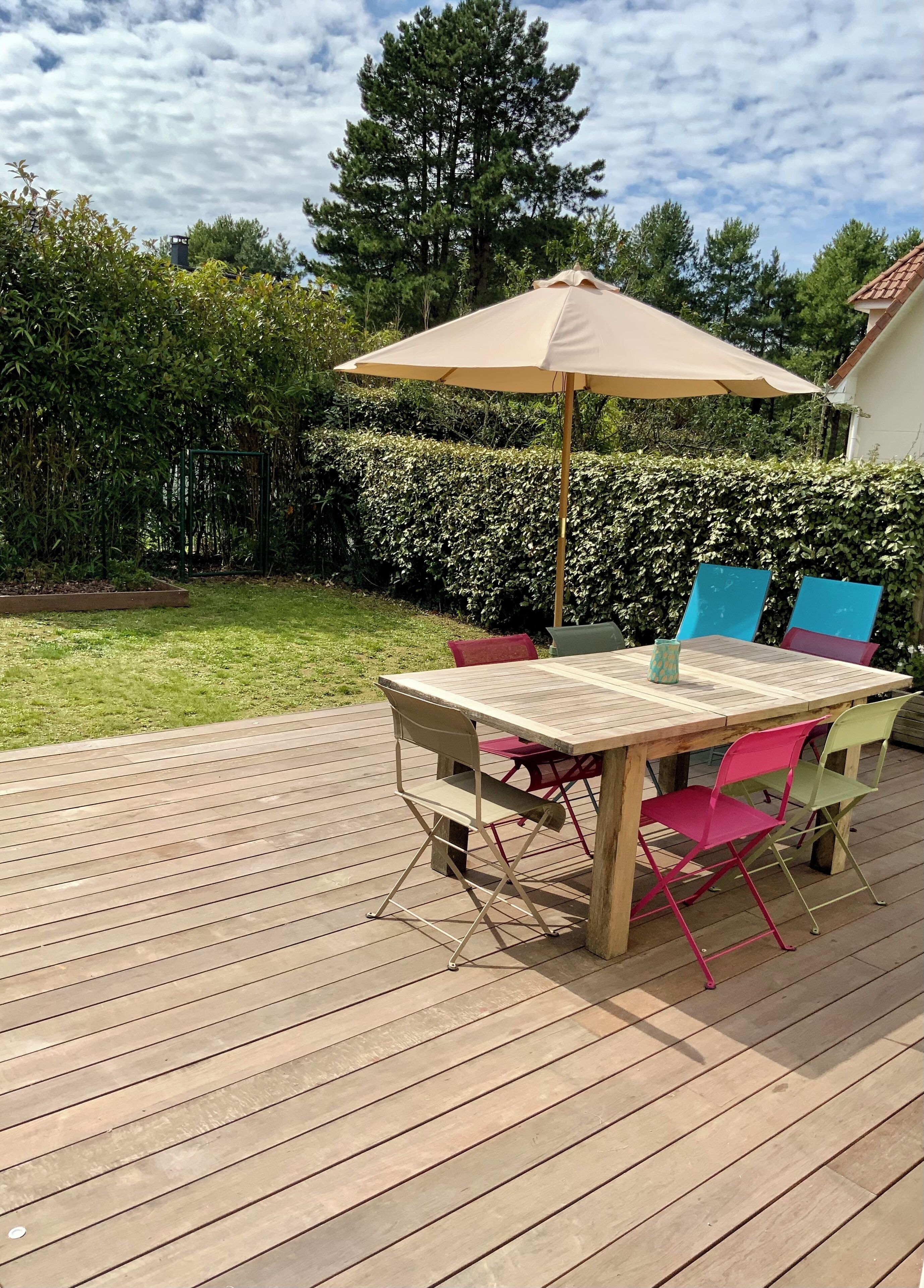 Nouvelle terrasse avec éclairages intégrés