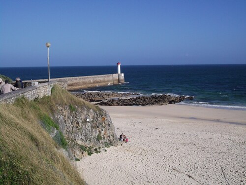  Maison centre ville ,PORT DE PLAISANCE d'AUDIERNE  ,wifi