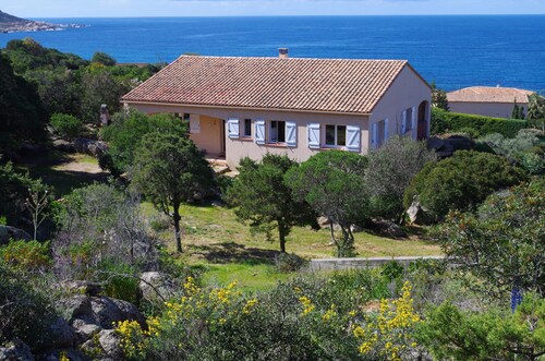 Villa sul mare,climatizzata,wi fi ,per una vacanza serena