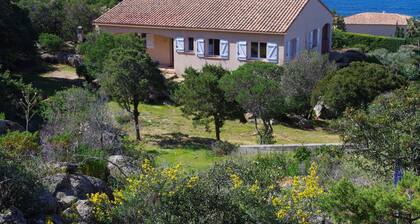 Villa sul mare,climatizzata,wi fi ,per una vacanza serena