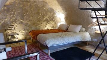 2 chambres, fer et planche Ă repasser, Wi-Fi gratuit, draps fournis