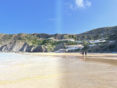 Beautiful family cottage w/pool in the heart of the Vicentine Coast