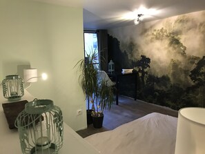 1 多间卧室、熨斗/熨衣板、WiFi、床单