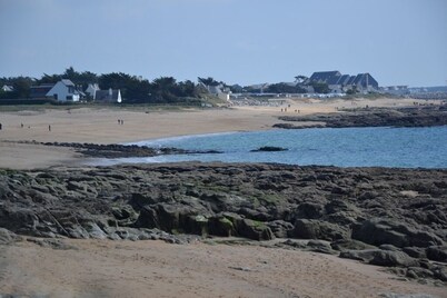 Bungalow, enclosed garden, direct beach access