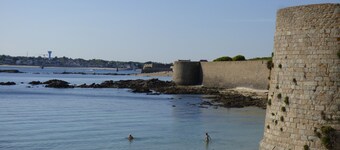 Ideal for seaside holidays with family or friends