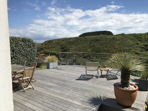 Outdoor dining - Beautiful house at Sea (Sauzon) (Sauzon)