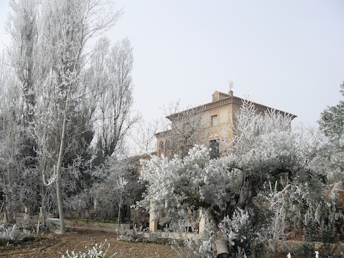 CASA TORRE DE CAMPOS La tranquilidad y la intimidad, rodeado de naturaleza.