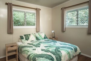 1 bedroom, premium bedding, iron/ironing board (on request), WiFi (free)