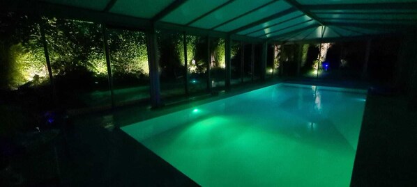 Innenpool, beheizter Pool