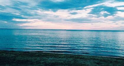 Kaz in K-Rol und Harry Villa mit Gemeinschaftspool