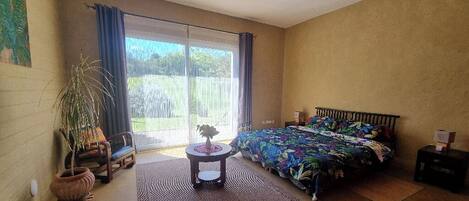 2 Schlafzimmer, Bügeleisen/Bügelbrett, Reisekinderbett, kostenloses WLAN