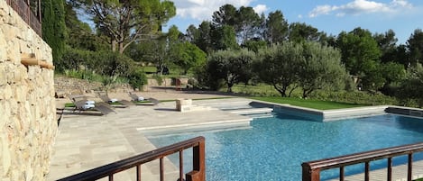 Una piscina climatizada