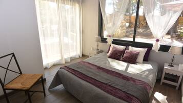 5 habitaciones, escritorio, tabla de planchar con plancha y wifi gratis