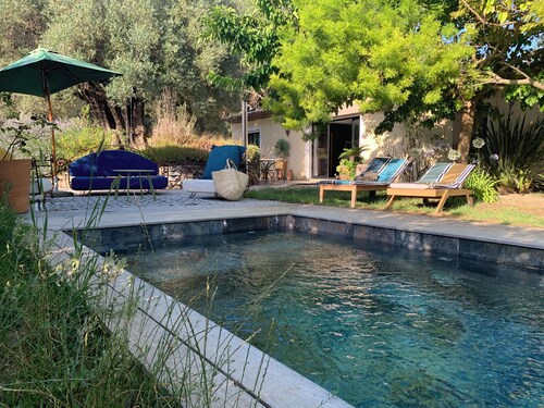 JUNE-JULY PROMO OFFER Pretty villa Provencal countryside Recharge your batteries