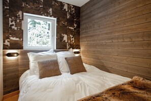 4 Schlafzimmer, Schreibtisch, WLAN