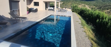 屋外プール