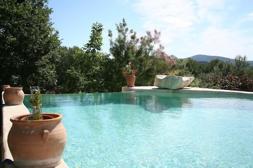 Villa with infinity pool.
