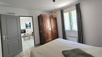 2 chambres, fer et planche à repasser, Wi-Fi
