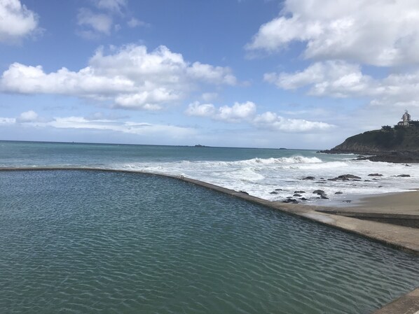 Perto da praia, toalhas de praia 