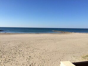 On the beach - Apartment F3 1st line Carnon East, feet in the water (Mauguio)