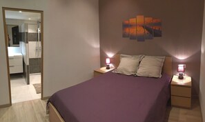 4 Schlafzimmer, Reisekinderbett, kostenloses WLAN, Bettwäsche
