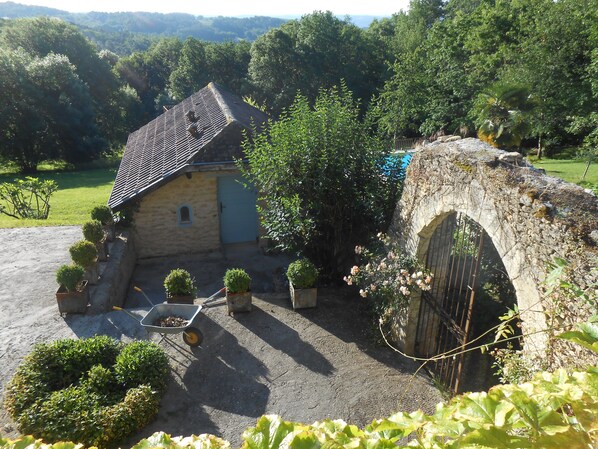 Property grounds - Beautiful house,Périgord Noir, easy for several couples (Auriac-Du-Périgord)