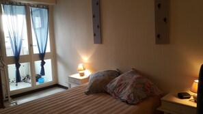 1 bedroom, iron/ironing board