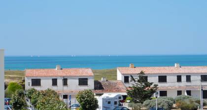 Location agréable avec vue directe sur la mer
