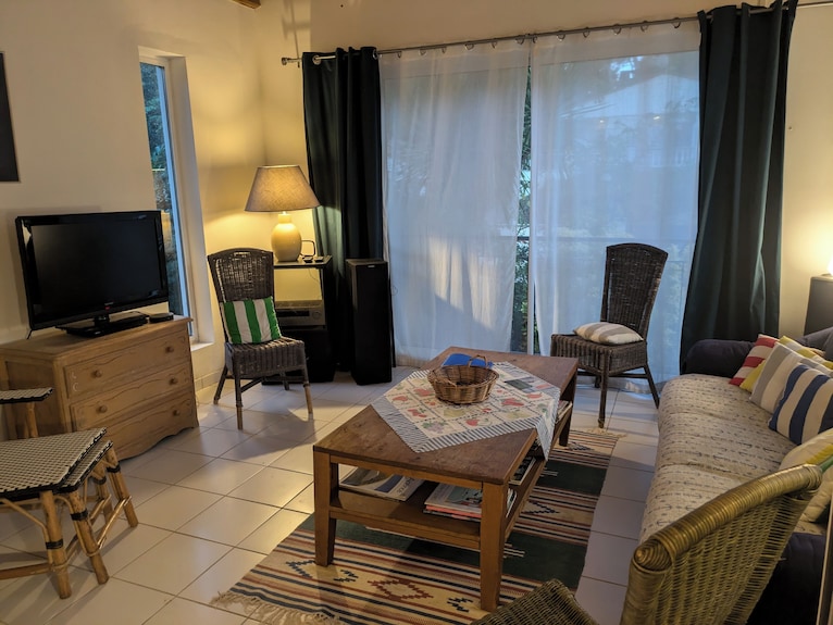 Royan Ravissante Maison Dans Les Pins à 400 M De La Plage, Quartier Du Parc - Royan