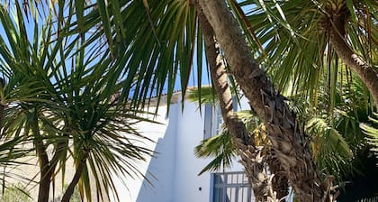 VILLA HIGH OF RANGE MIT SCHWIMMBAD