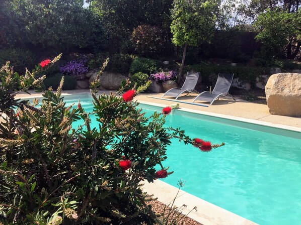 Piscine extérieure, piscine chauffée