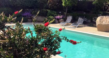 Villa mit beheiztem Pool in der Nähe des schönen Strandes Pinarellu