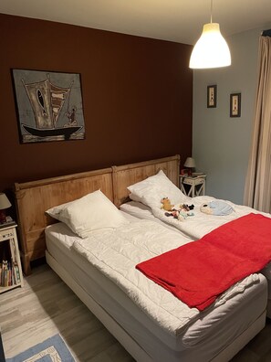 4 Schlafzimmer, Bügeleisen/Bügelbrett, Reisekinderbett, kostenloses WLAN