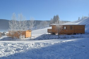 Exterior - Renting a comfortable wooden trailer at the farm on the Vercors (Autrans-Méaudre En Vercors)