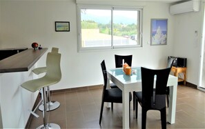 Dining - New air-conditioned apartment 4 pers with garden near the beaches of Saint Florent (Oletta)