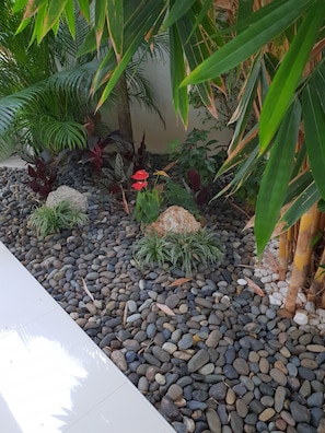 تفاصيل الفندق من الخارج