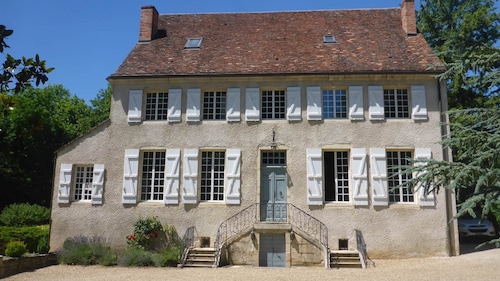 Luxury villa in Santenay