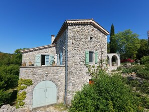 Esterni