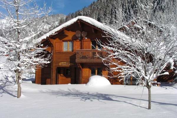 Chalet Arthur in winter