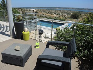 Terrace/patio - Luxury villa, exceptional sea view, heated pool, May to October 4 bathrooms (Fitou)