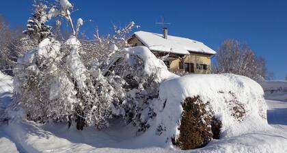 Haus im Haut Jura zu vermieten