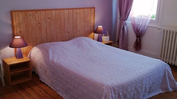 3 間睡房、熨斗/熨衫板、可攜式嬰兒床、免費 Wi-Fi