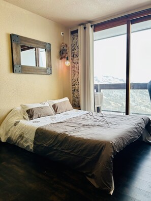 Fer et planche à repasser, Wi-Fi