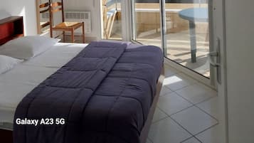 1 slaapkamer, een strijkplank/strijkijzer, rolstoeltoegankelijk