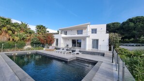 Una piscina climatizada