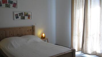 3 slaapkamers, een kluis op de kamer, een strijkplank/strijkijzer