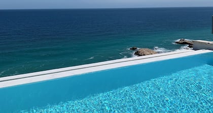 Villa by the sea - Breathtaking sea view & infinity pool - Costa del Sol