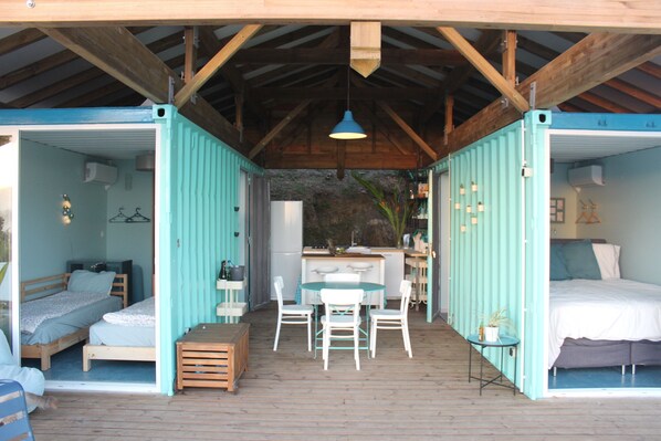 2 Schlafzimmer, Schreibtisch, schallisolierte Zimmer