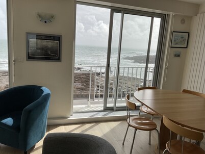 Apartment 4 - 5 people in Quiberon with beautiful sea view